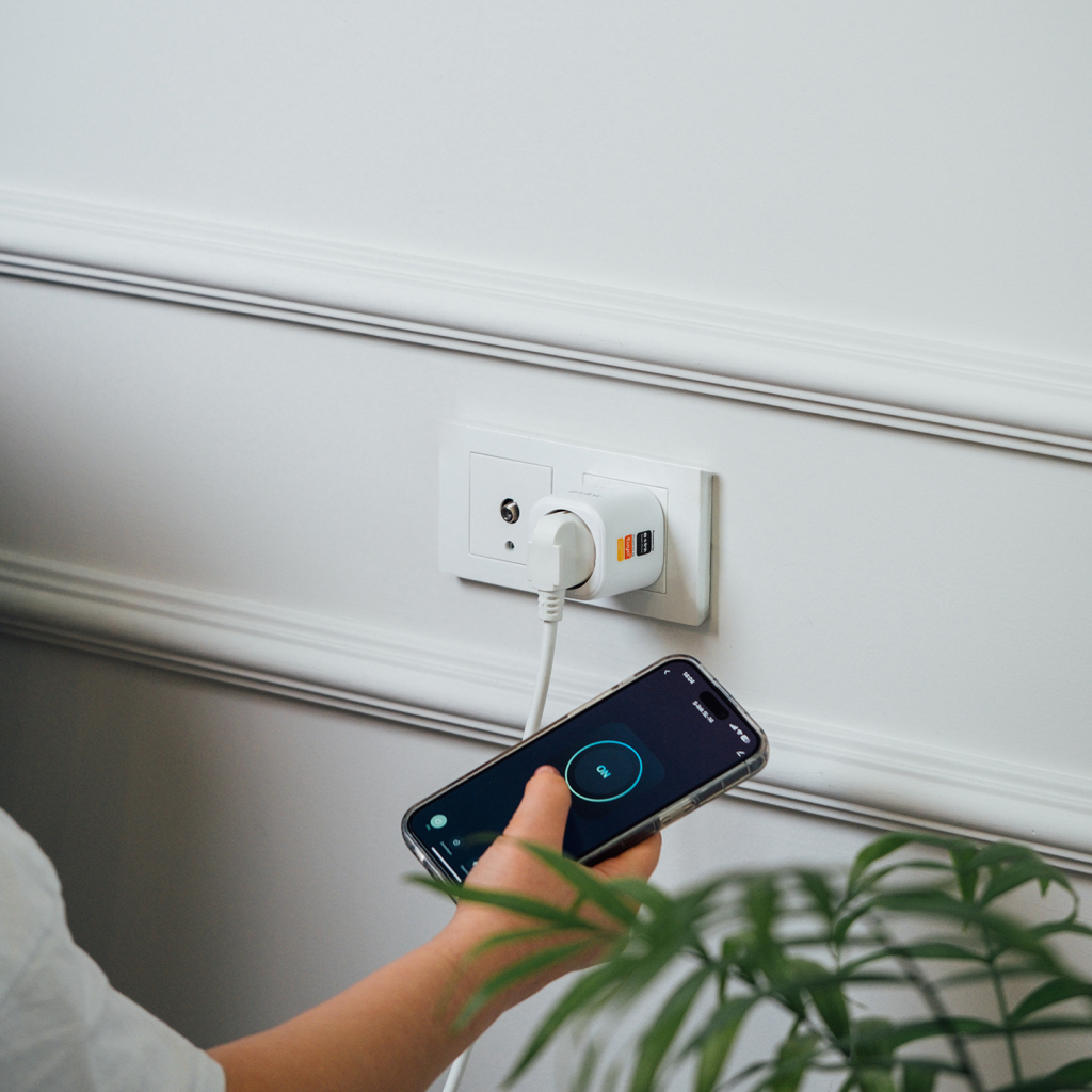 S-LINK SL-14, 1 Soket, Akım Korumalı Priz, 16A, WiFi 2.4Ghz, Bluetooth, TUYA Yazılım Destekli, internet üzerinden Yönetilebilir