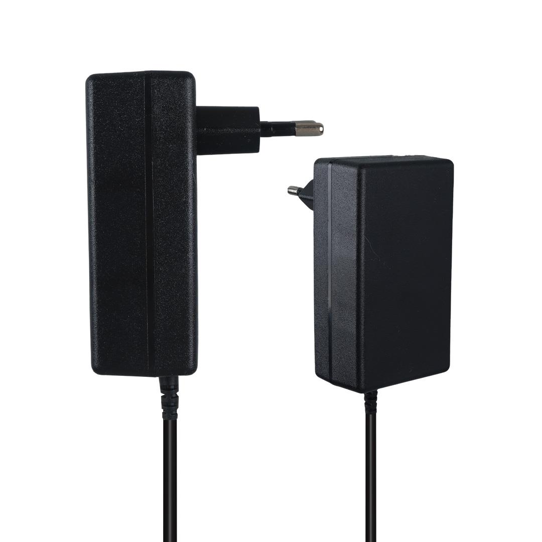 Weko 16 Volt - 2. Amper Tos Fişli Rca Yerli Üretim Priz Tipi Santral Adaptörü