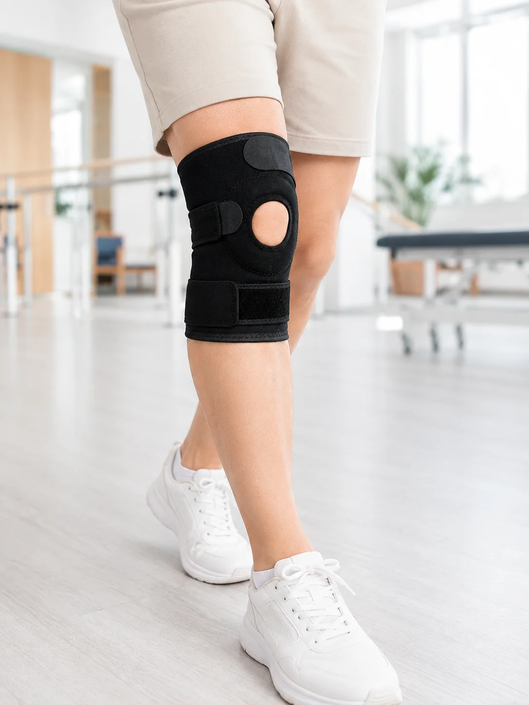 Kısa Diz Desteği Ligamentli Açık Diz Kapağı Cırtlı Ayarlanabilir Dizlik
