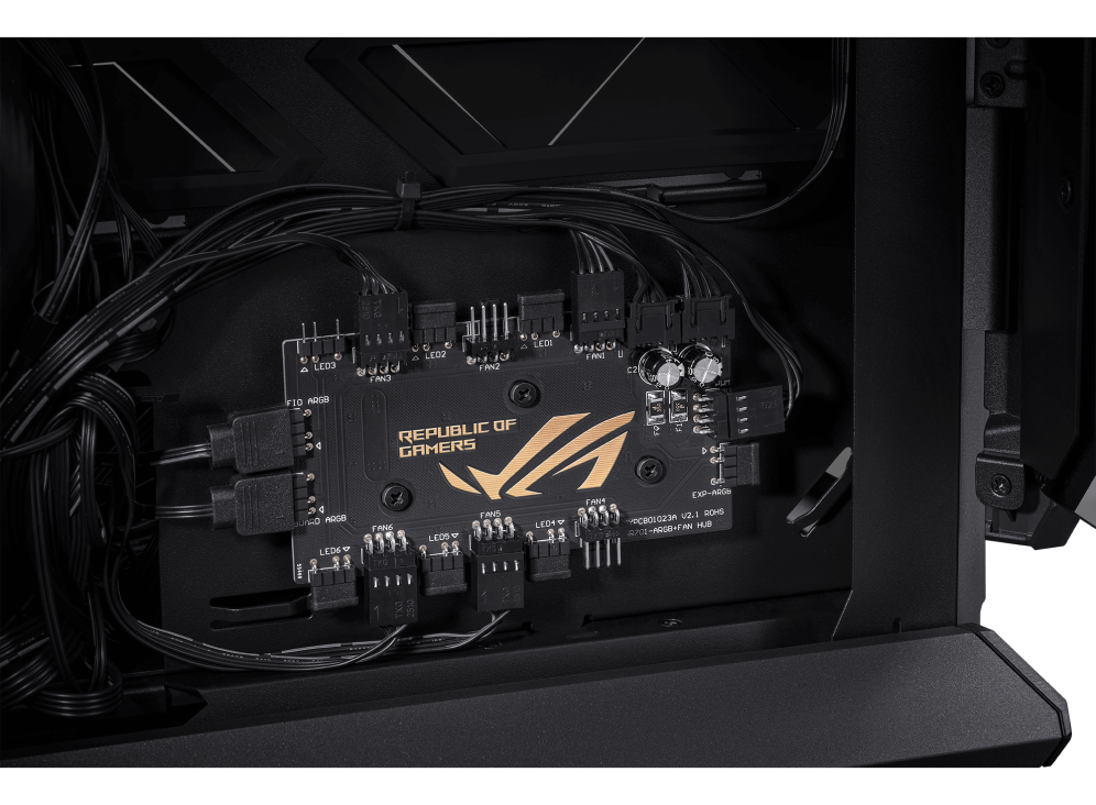 ASUS ROG HYPERION GR701 KASA