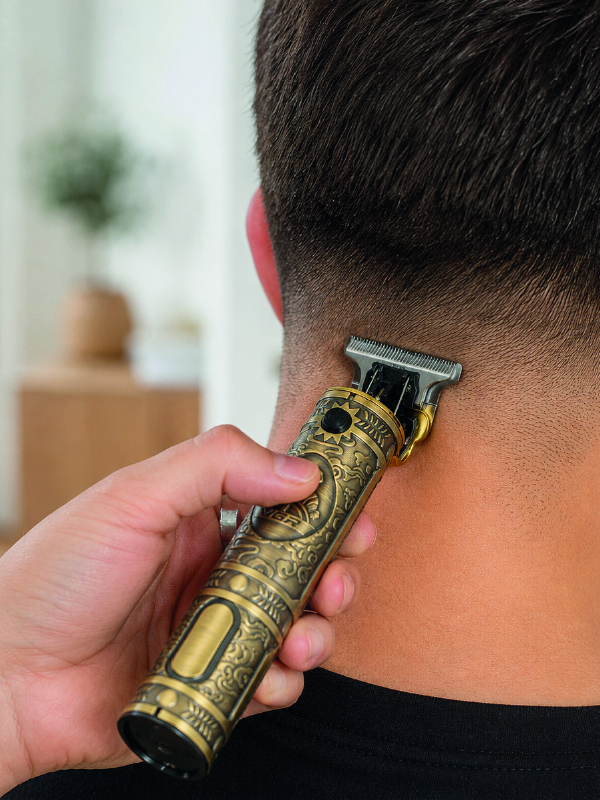 Kablosuz Saç Sakal Kesme Makinesi T Tipi Metal Bıçaklı 3 Kademeli Taraklı